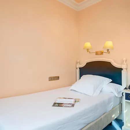 Tryp Bilbao Отель