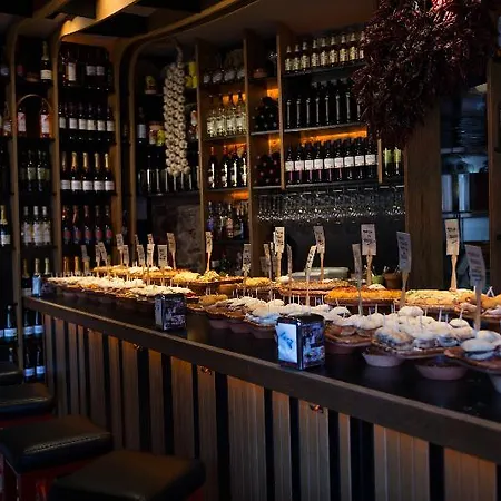 Tryp Bilbao Отель 3*