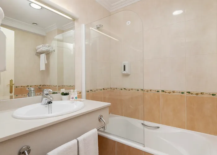 Tryp Bilbao 3* Sondika