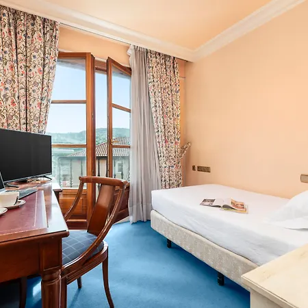 Tryp Bilbao Hotel 3*