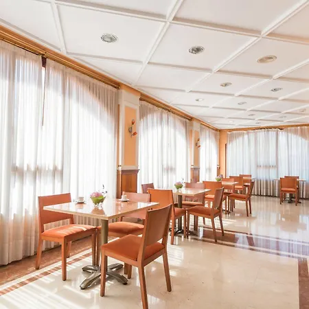 Tryp Bilbao Hotel 3*